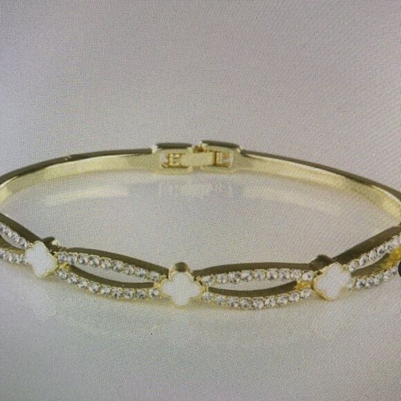 Gorgeous Women’s Floret Crystal Bangle Bracelet - Picture 1 of 3